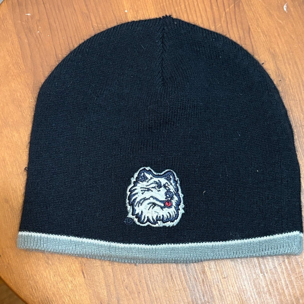 Classic Navy and Gray Beanie with UCONN Emblem